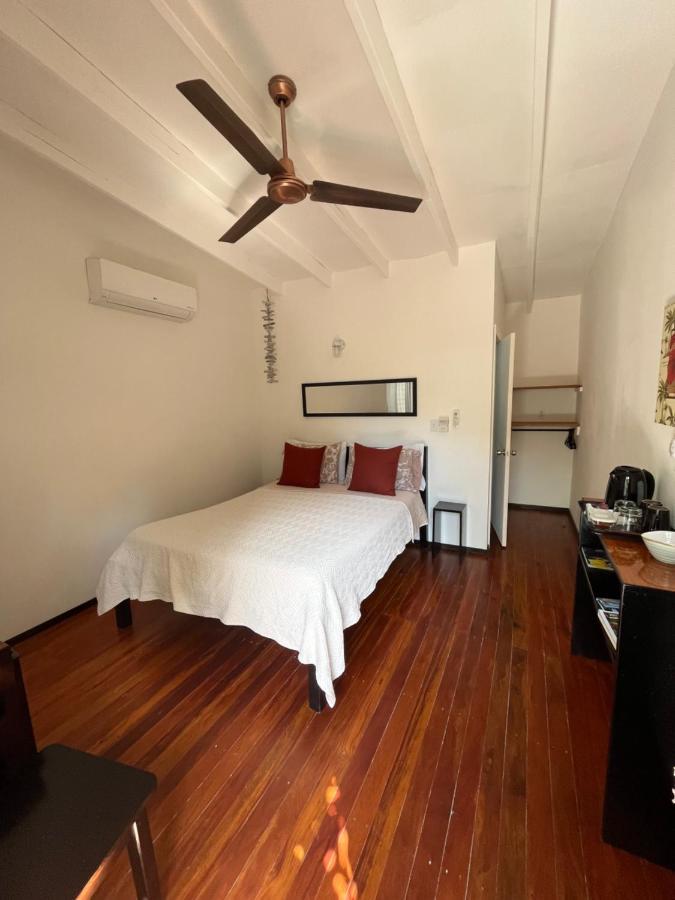 DreamCabanas Cayo Caulker Exterior foto
